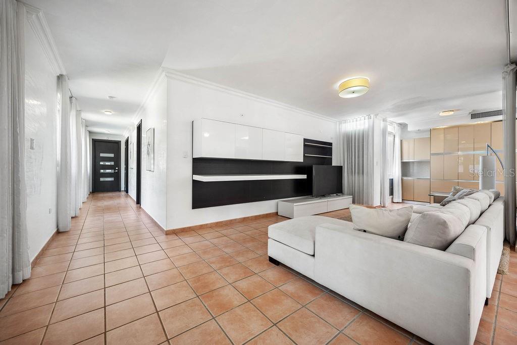 DORADO BEACH EAST - Residential