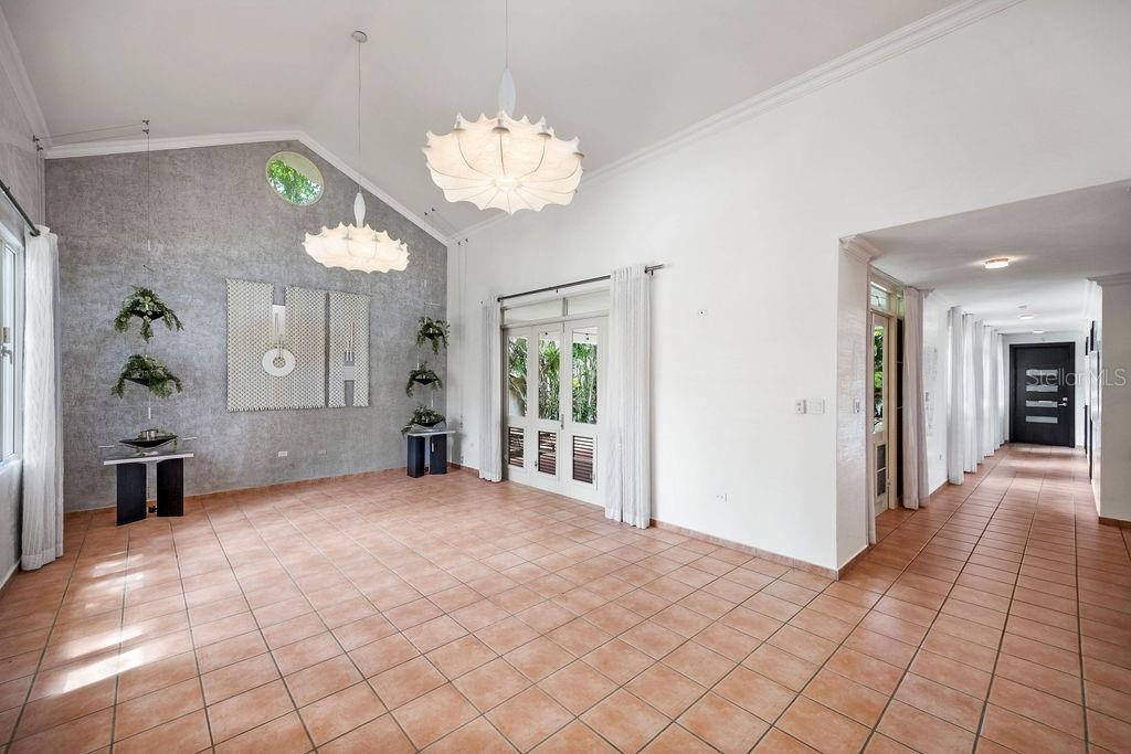 DORADO BEACH EAST - Residential