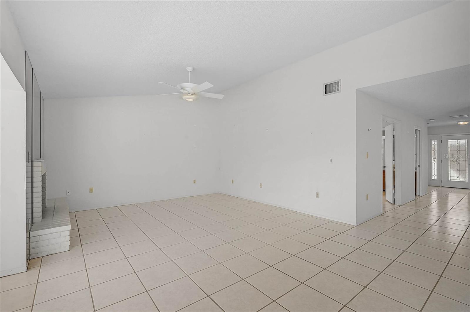 THE VILLAS AT EL CONQUISTADOR - Residential