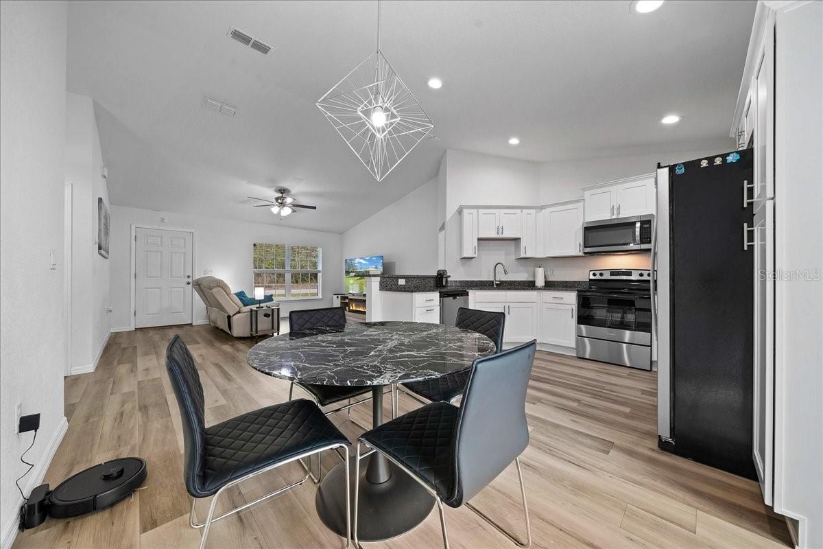 SILVER SPGS SHORES UN #36 - Residential