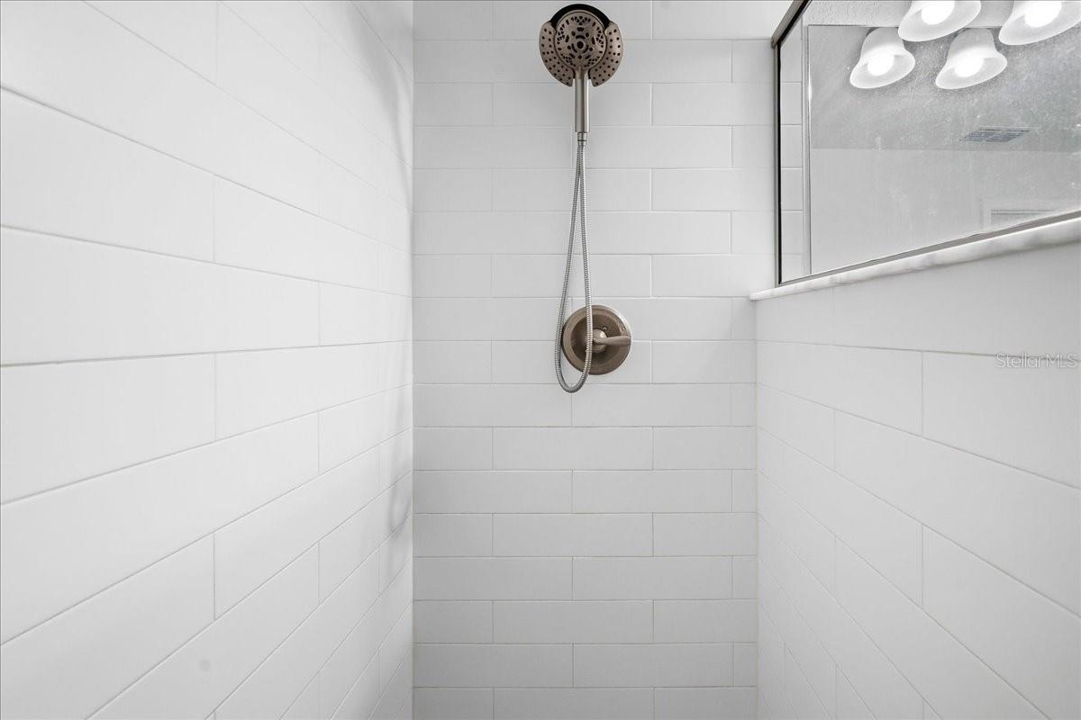 SILVER SPGS SHORES UN #36 - Residential