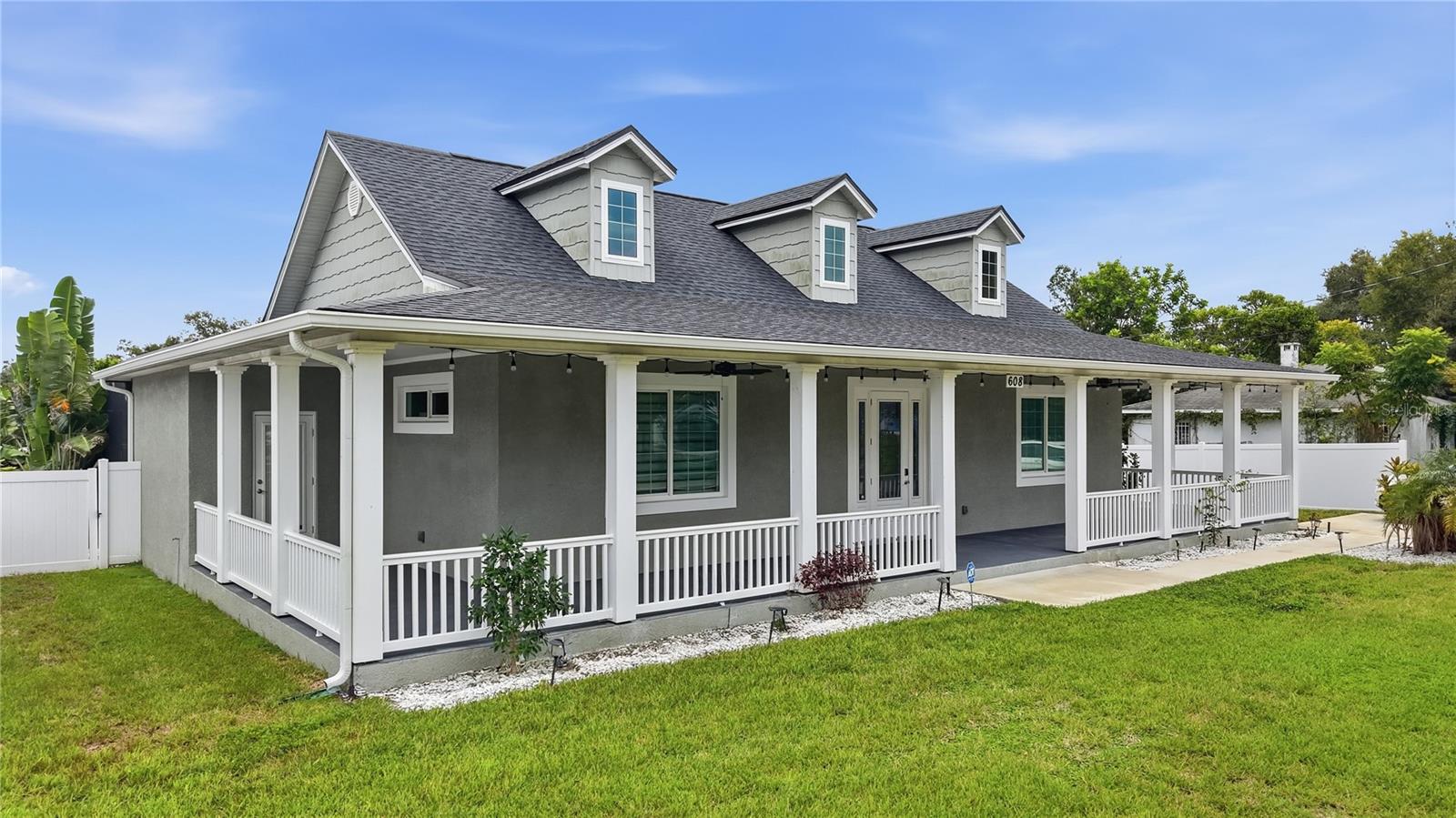 608 4TH STREET SW