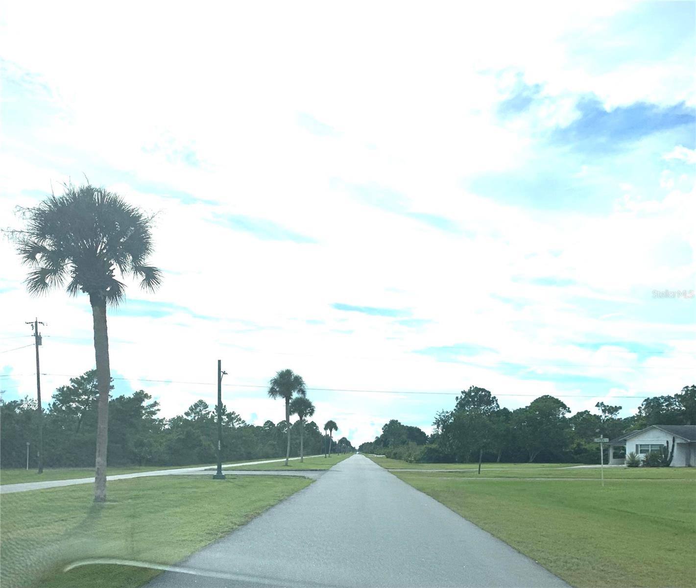 INDIAN LAKE ESTATES - Land