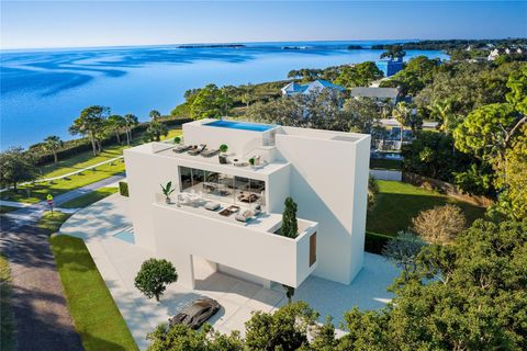 100 SHORE DRIVE TARPON SPRINGS FL 34689