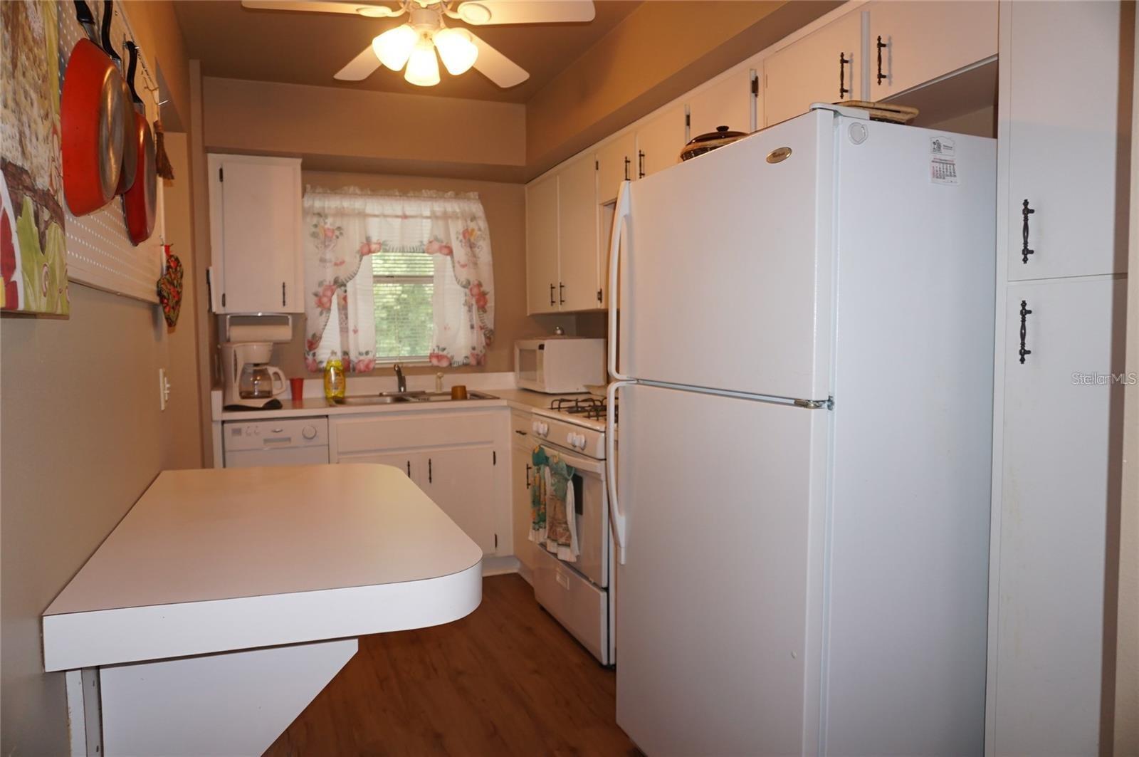 HAWAIIAN A CONDO - Residential Lease