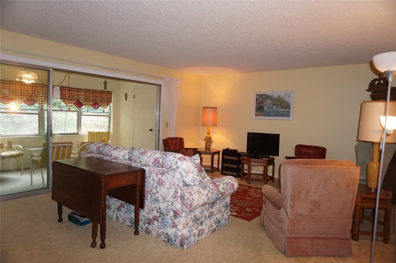 HAWAIIAN A CONDO - Residential Lease