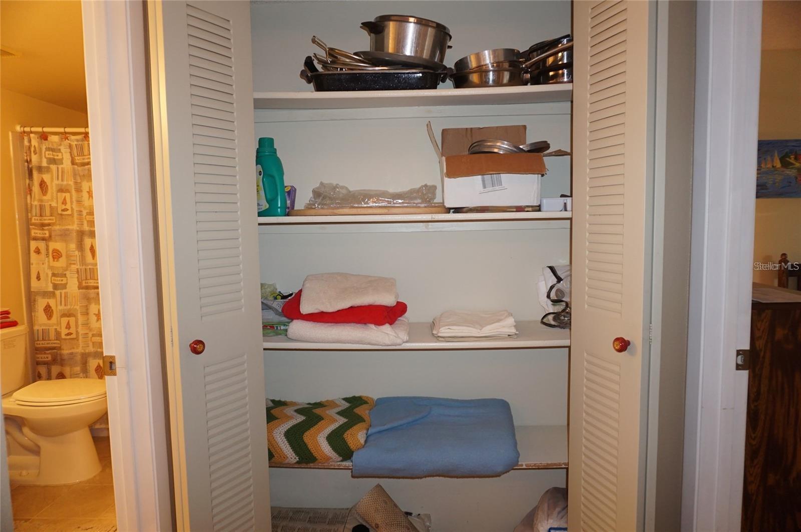 HAWAIIAN A CONDO - Residential Lease