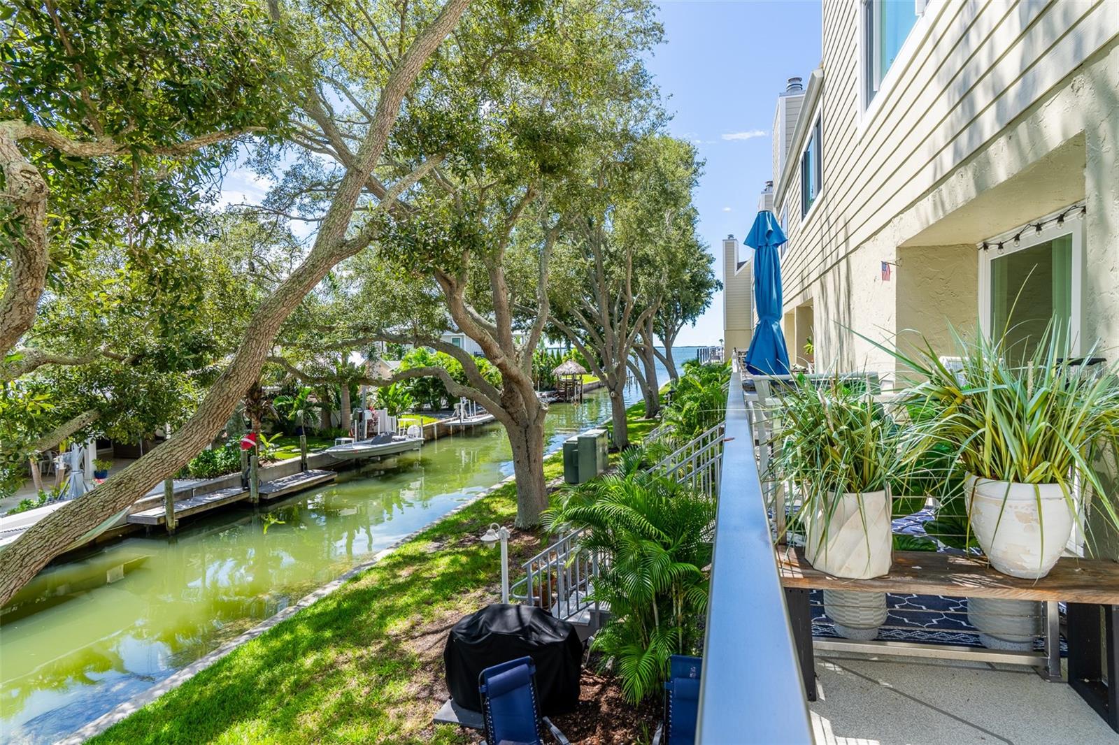 433 S PAULA DRIVE 21