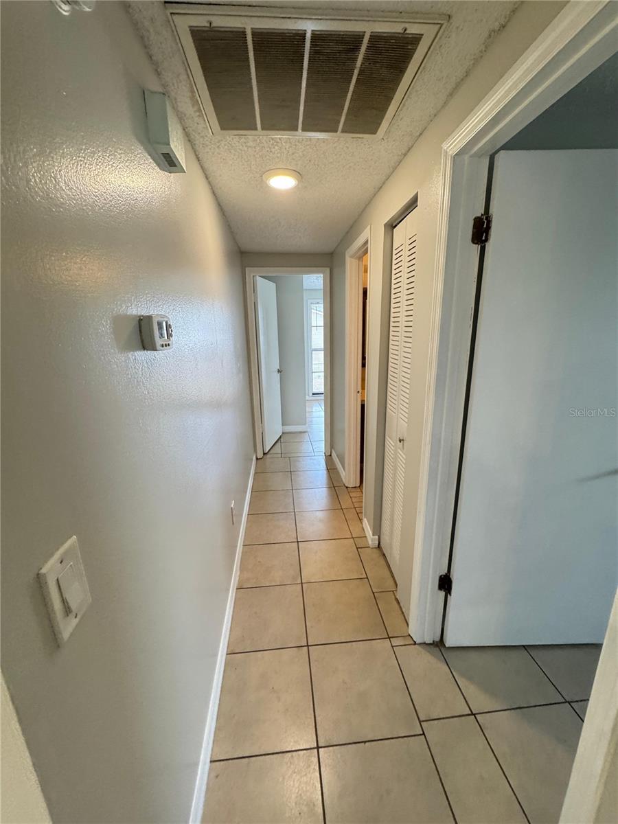 TIMBERLANE SUB UNIT 8C - Residential Lease