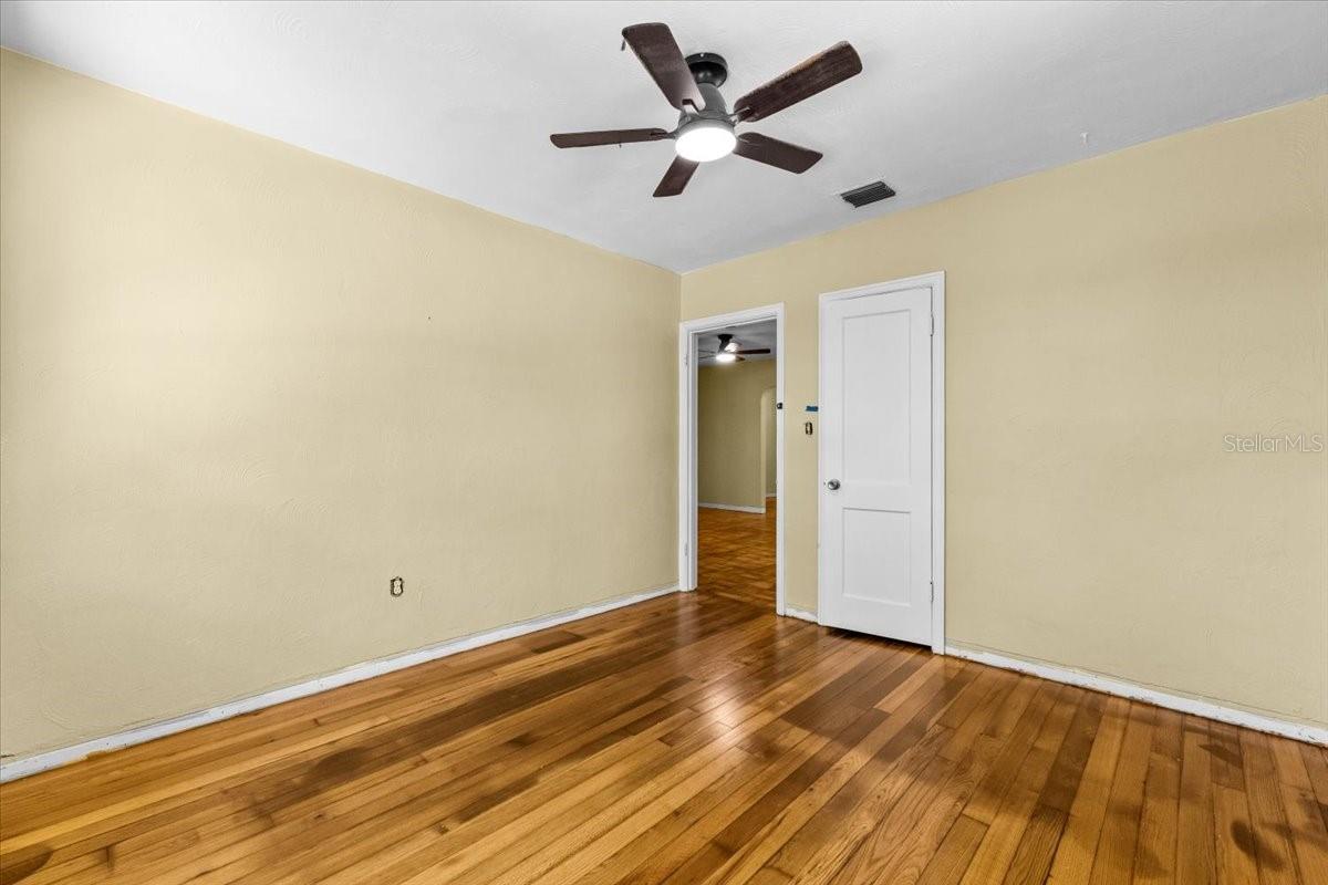 EAGLE CREST - Residential