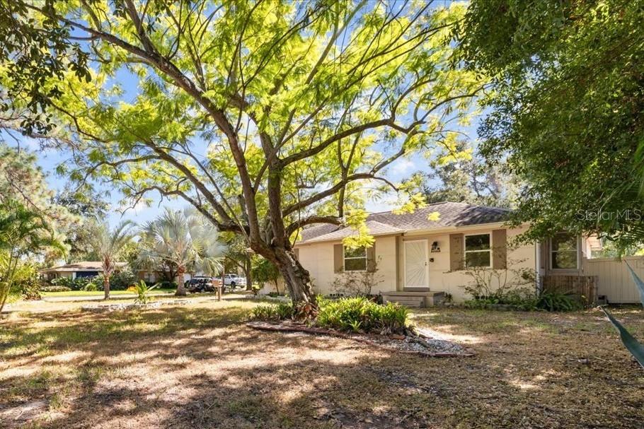 EAGLE CREST - Residential