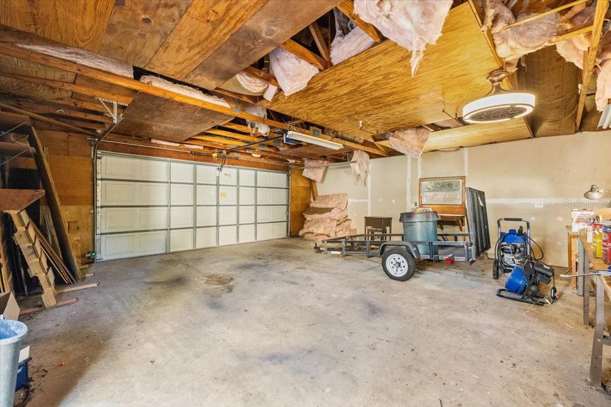 EAGLE CREST - Residential