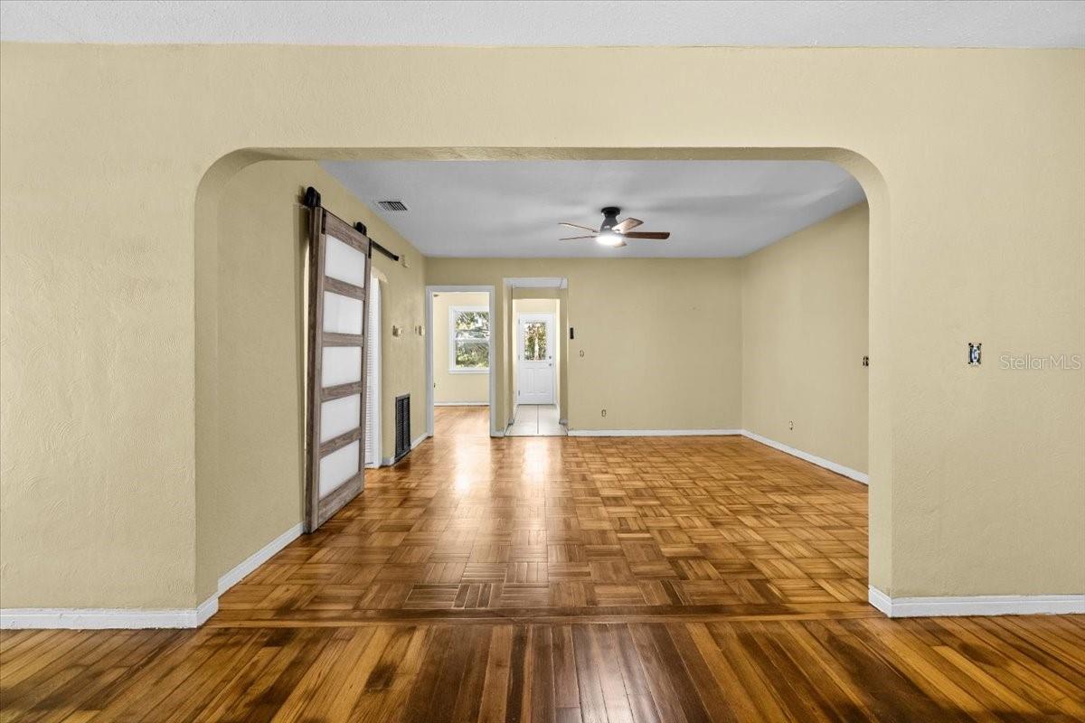 EAGLE CREST - Residential