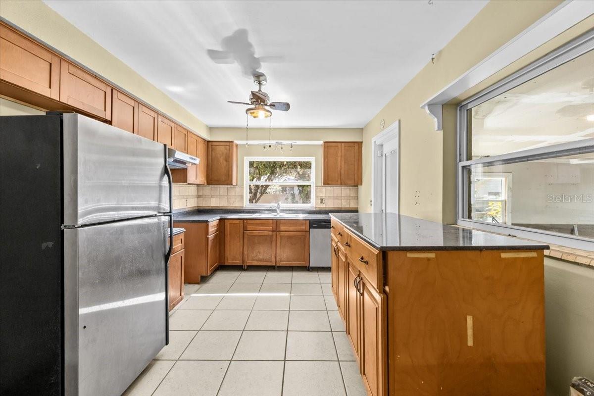 EAGLE CREST - Residential