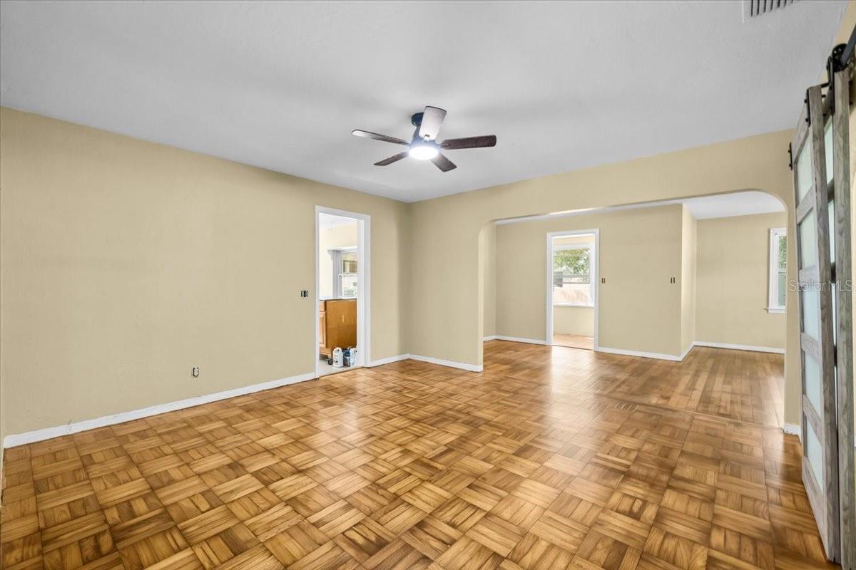 EAGLE CREST - Residential