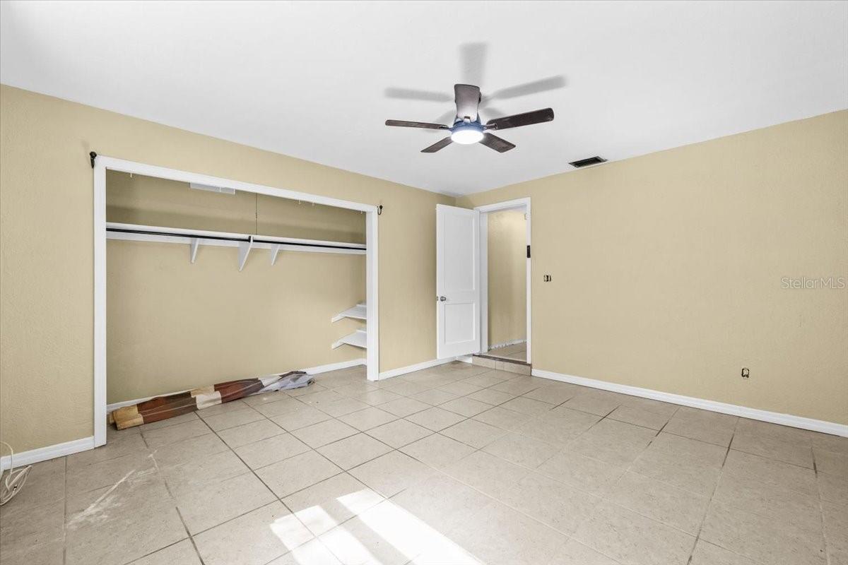 EAGLE CREST - Residential