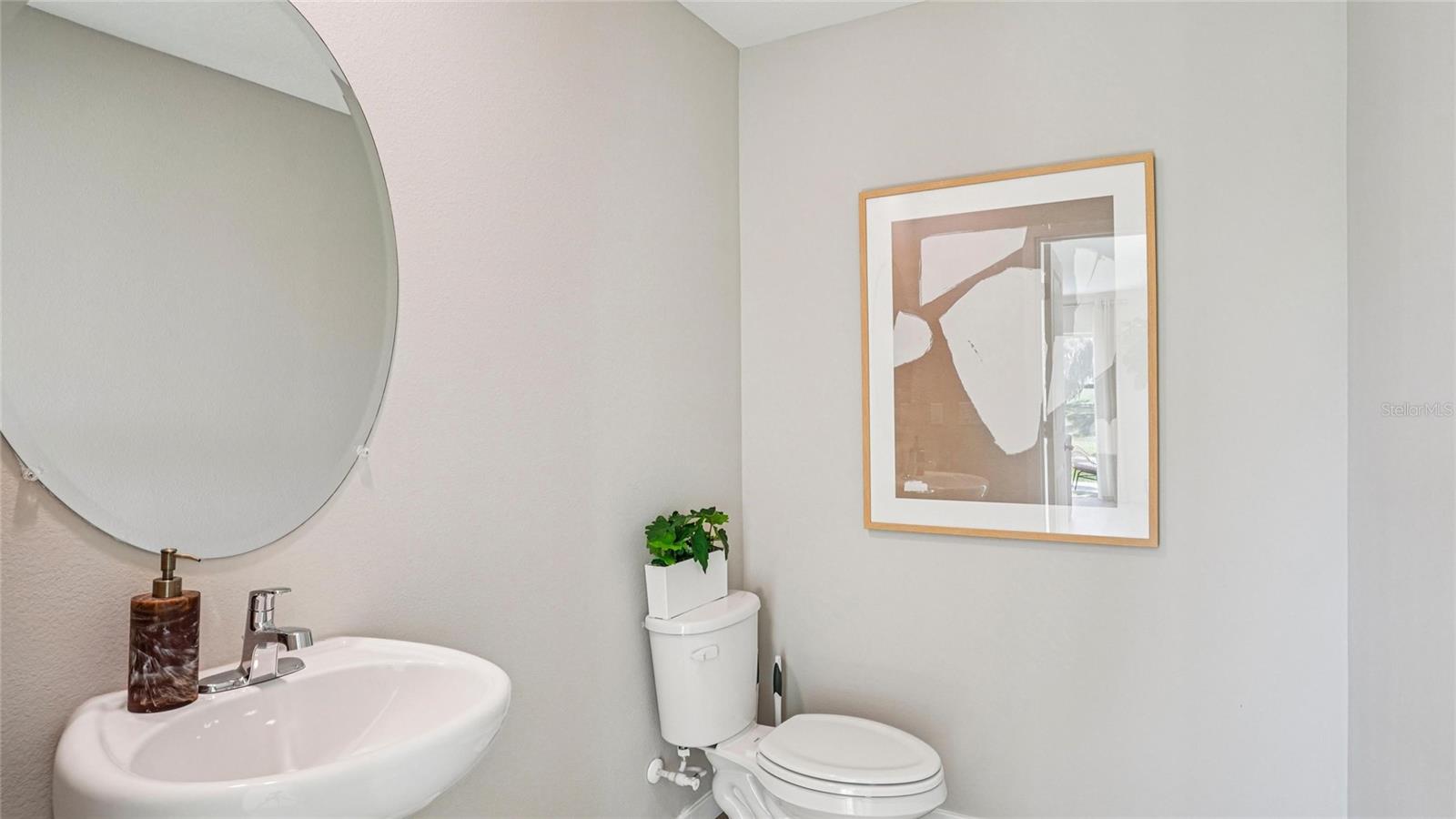 TWISTED OAKS - Residential