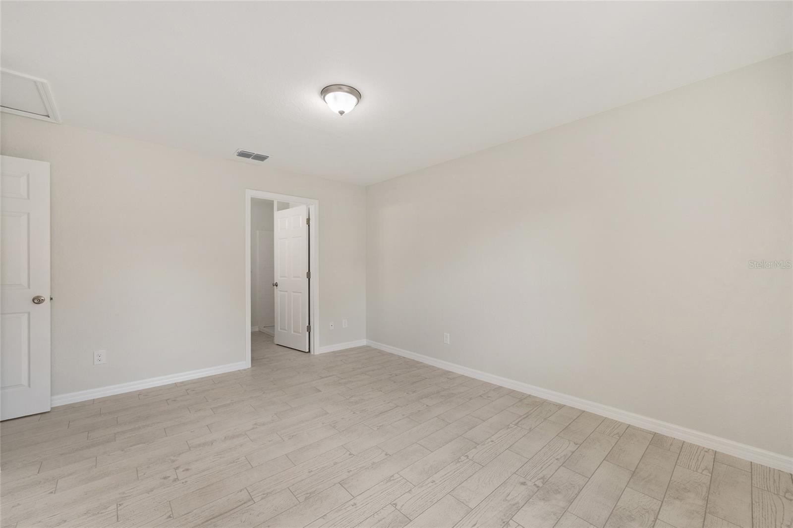 SILVER SPGS SHORES UN 18 - Residential