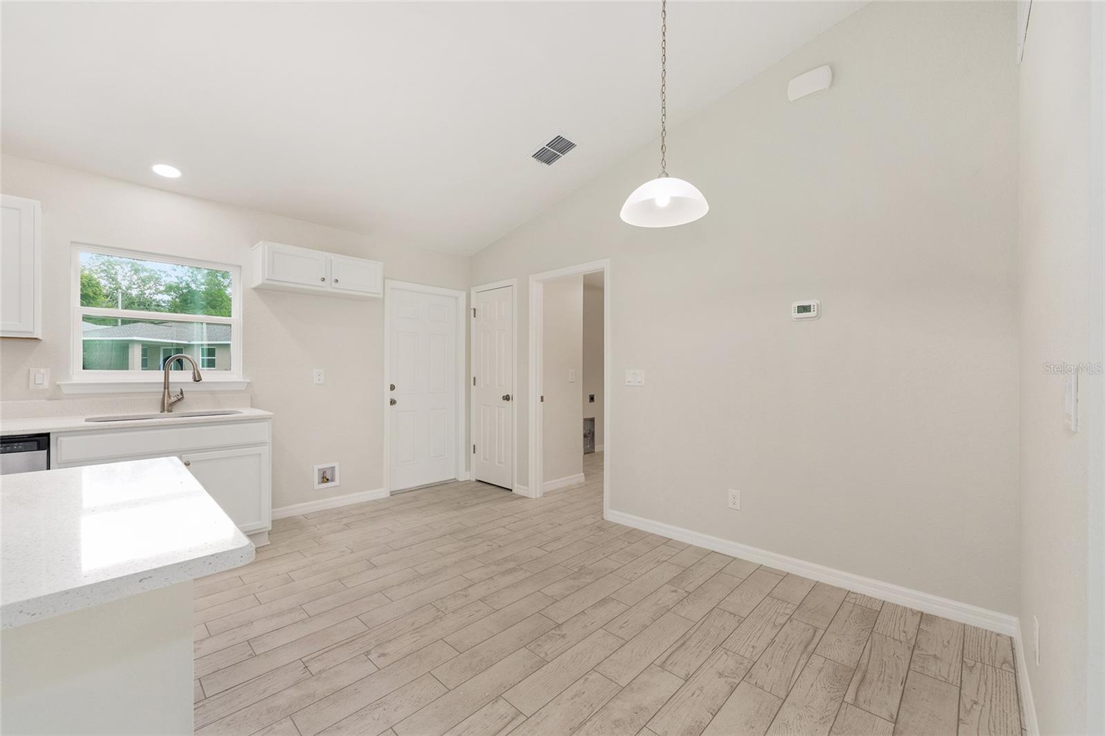 SILVER SPGS SHORES UN 18 - Residential