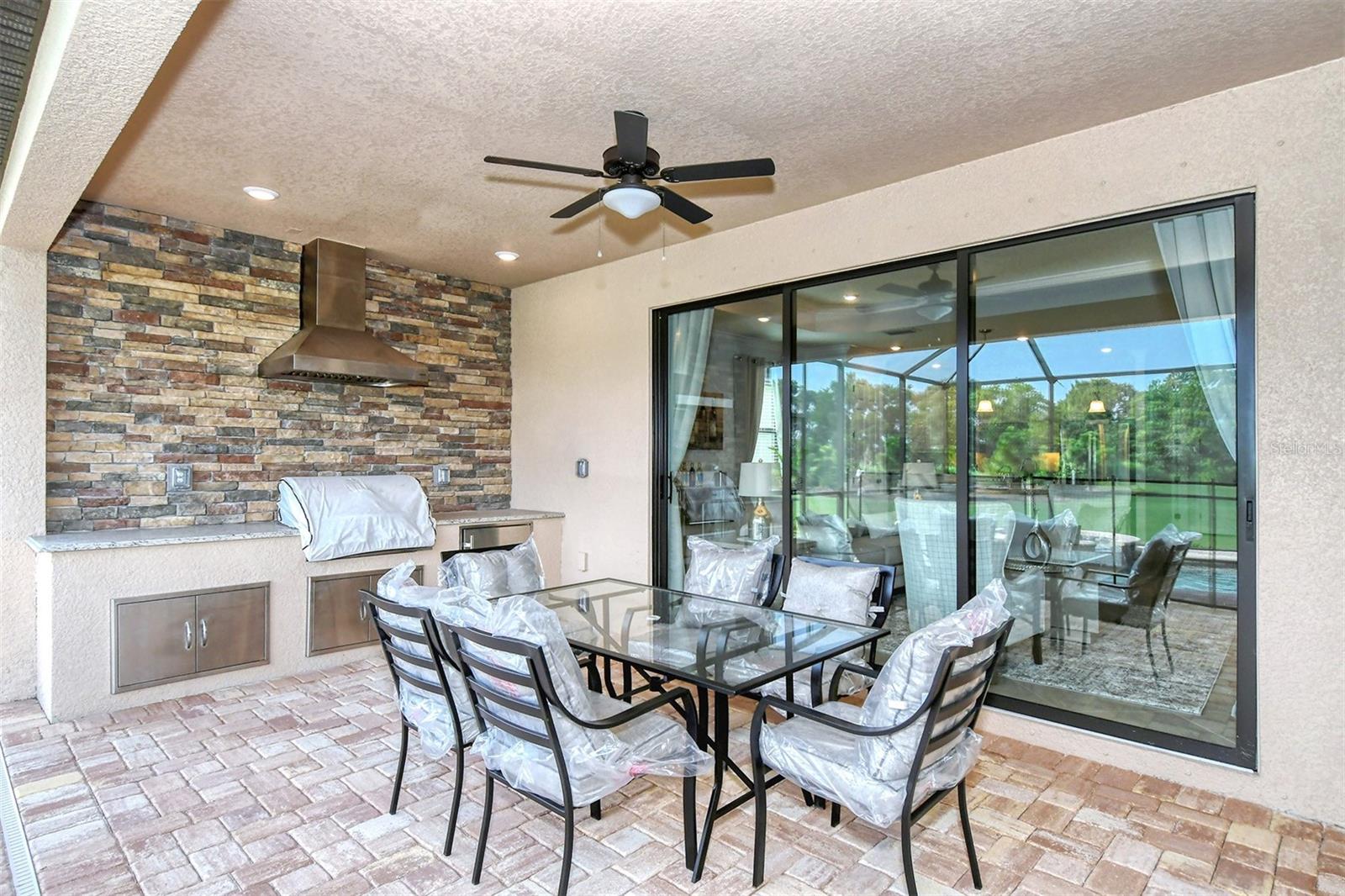 LAKEWOOD NATIONAL - Residential Lease