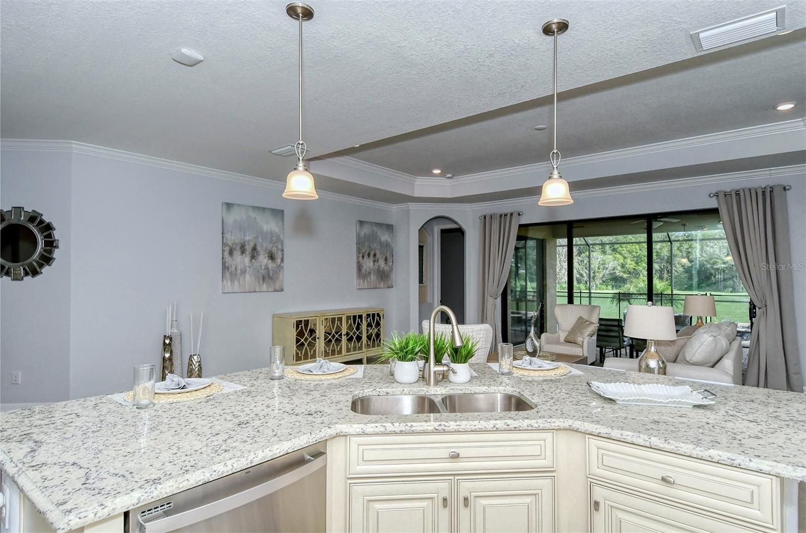 LAKEWOOD NATIONAL - Residential Lease