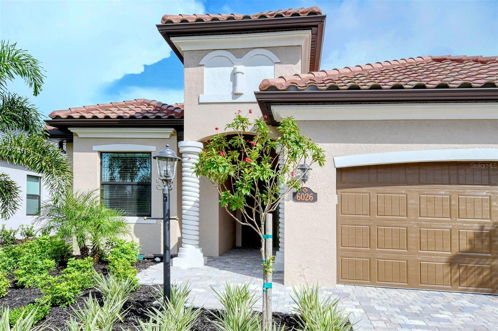 LAKEWOOD NATIONAL - Residential Lease