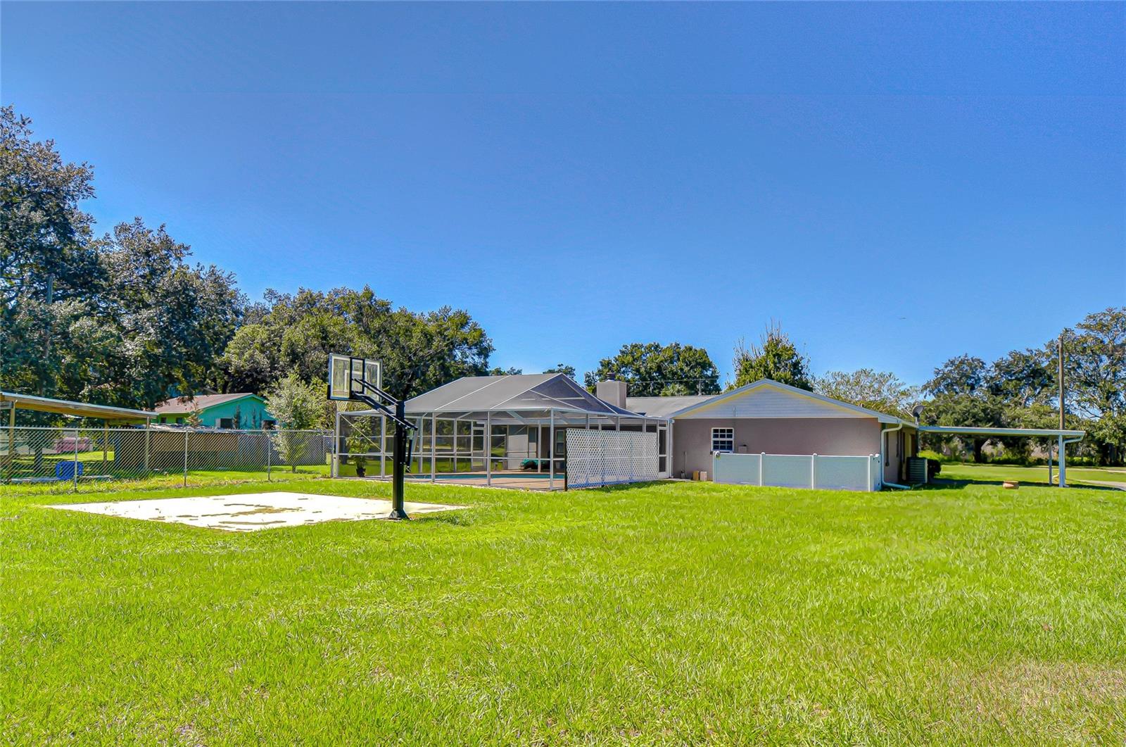 HICKORY HILLS - Residential