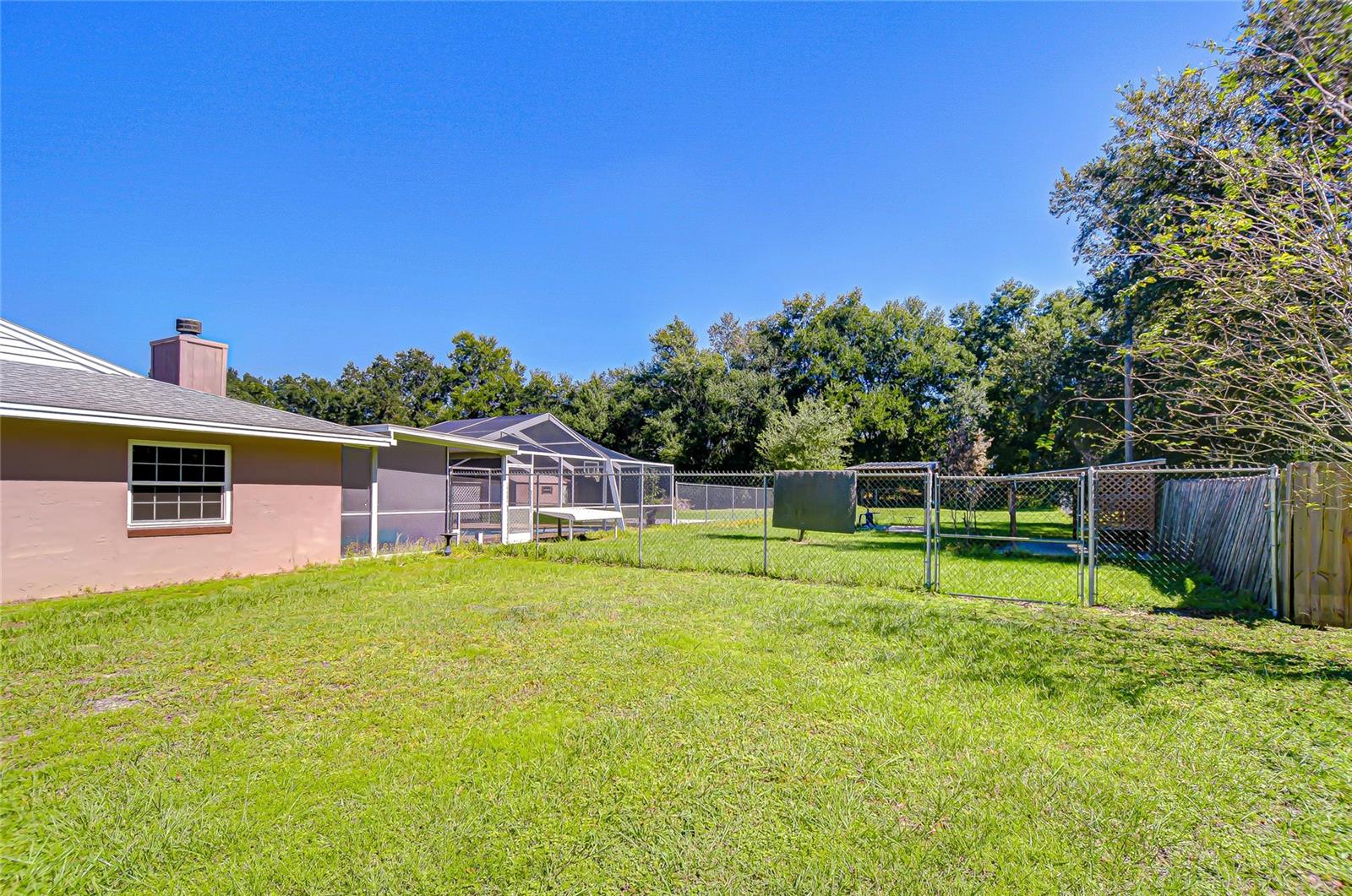 HICKORY HILLS - Residential