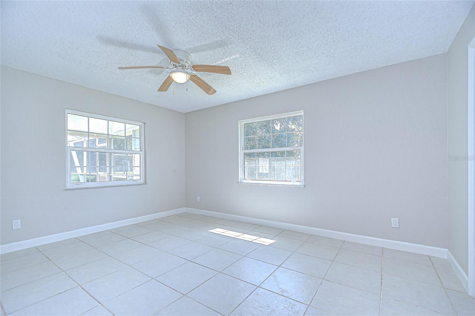 HICKORY HILLS - Residential