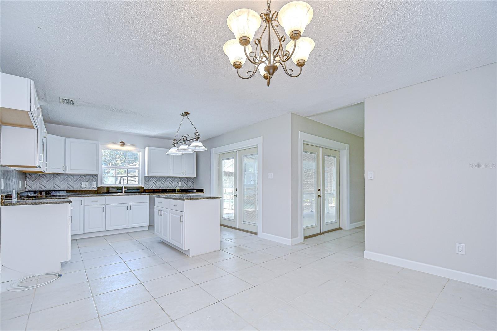 HICKORY HILLS - Residential