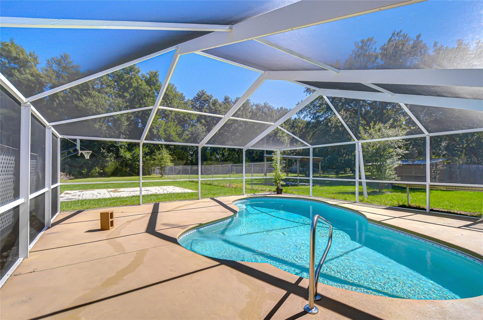 HICKORY HILLS - Residential