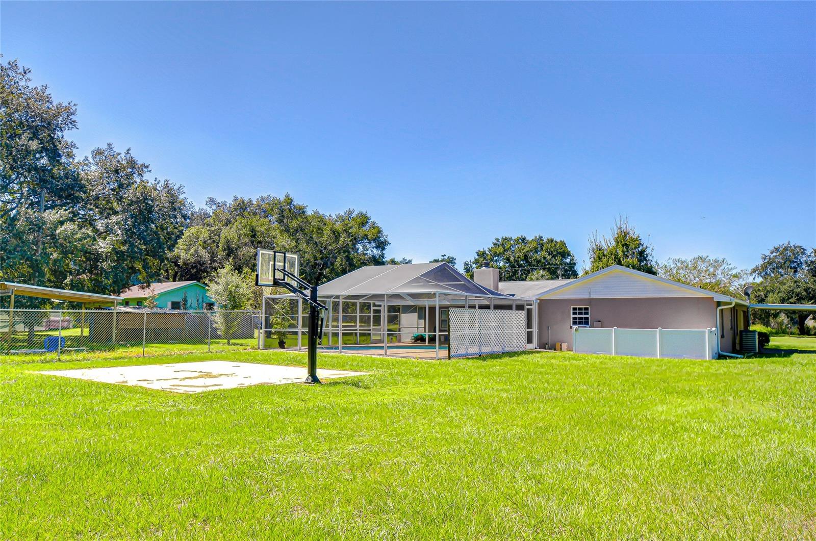 HICKORY HILLS - Residential