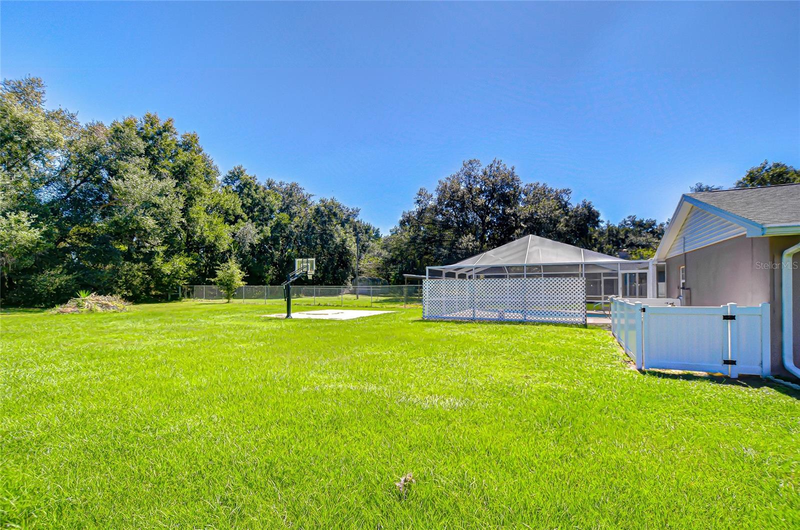 HICKORY HILLS - Residential