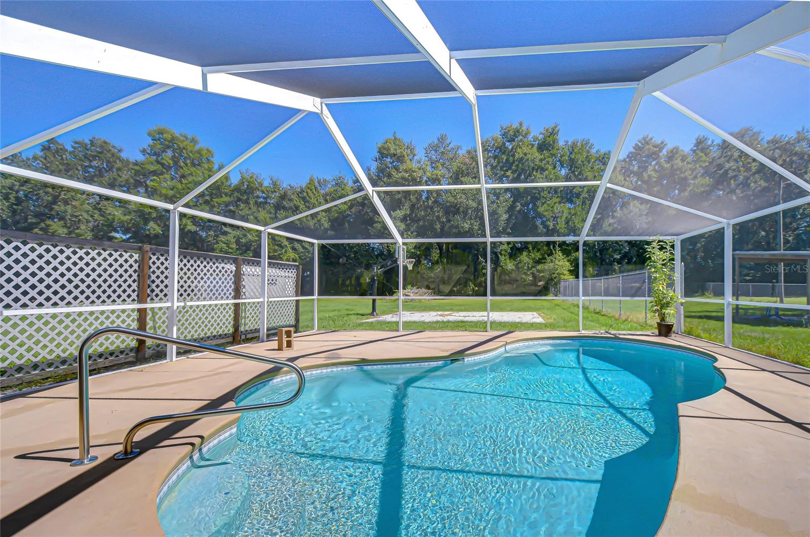 HICKORY HILLS - Residential