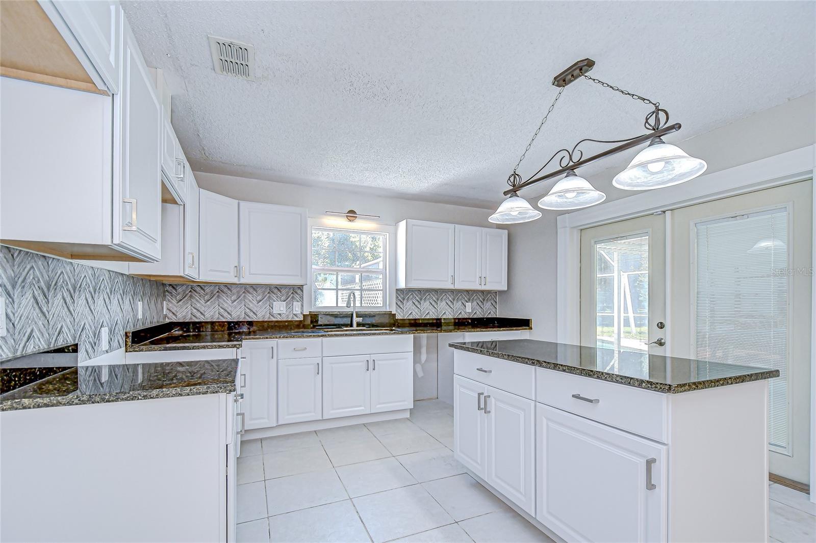 HICKORY HILLS - Residential