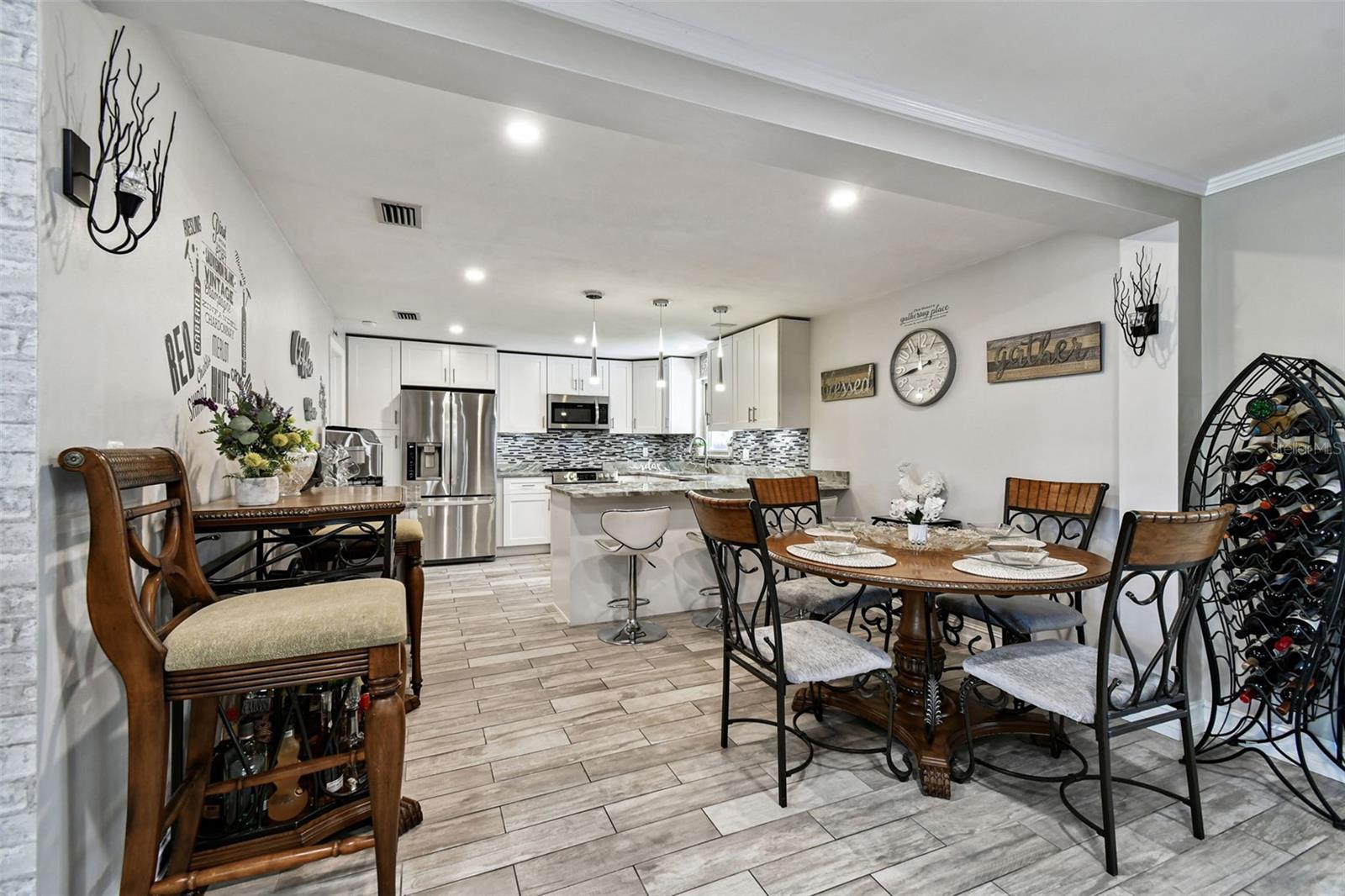 BROOKHILL - Residential