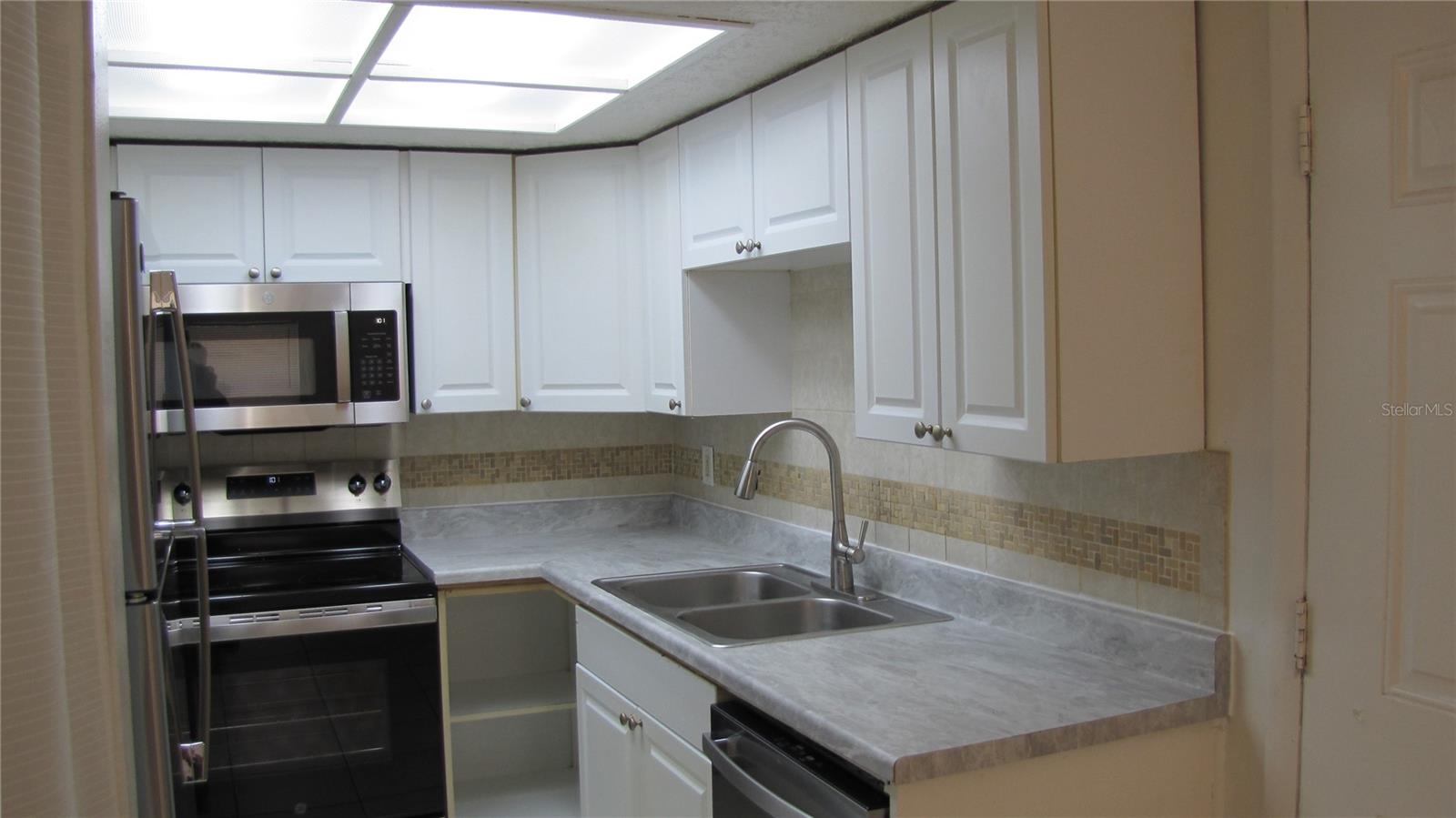 GRANT PARK - Residential Lease