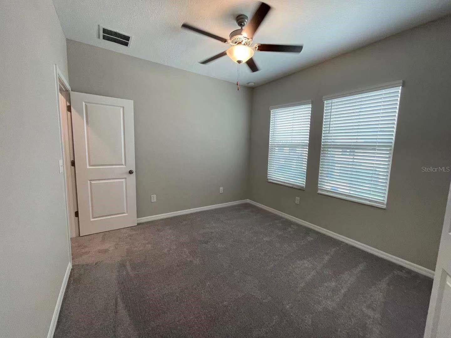 EPPERSON NORTH TOWNHOMES PHASE 4 - Residential Lease