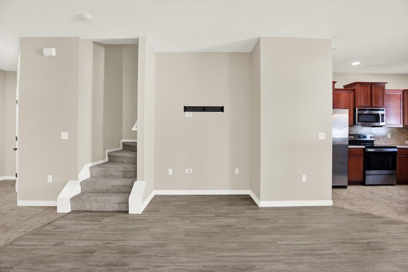 EAGLE PALM PH II - Residential