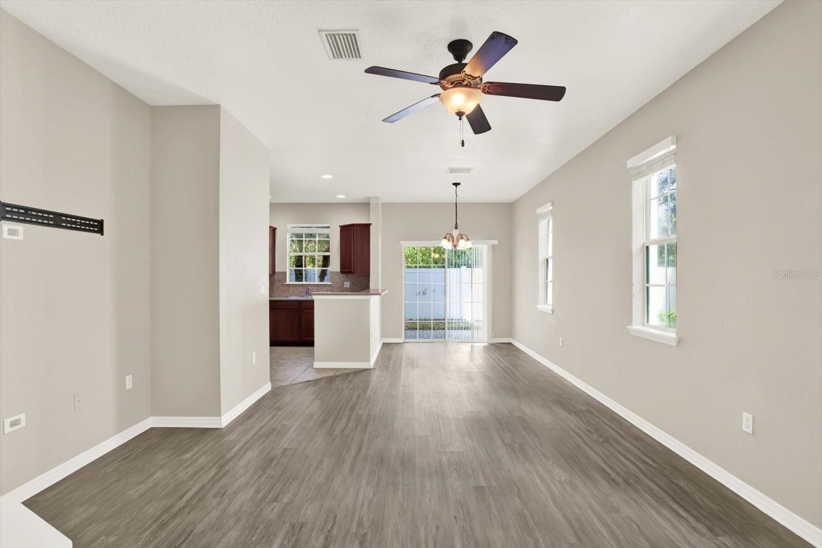 EAGLE PALM PH II - Residential