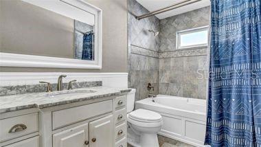 HAMMOCKS THE - Residential