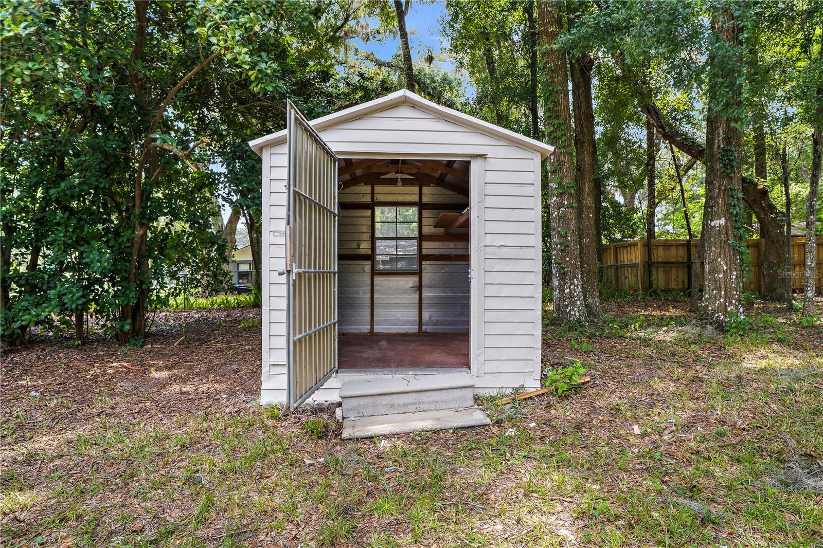 OCALA PARK ESTATE - Residential