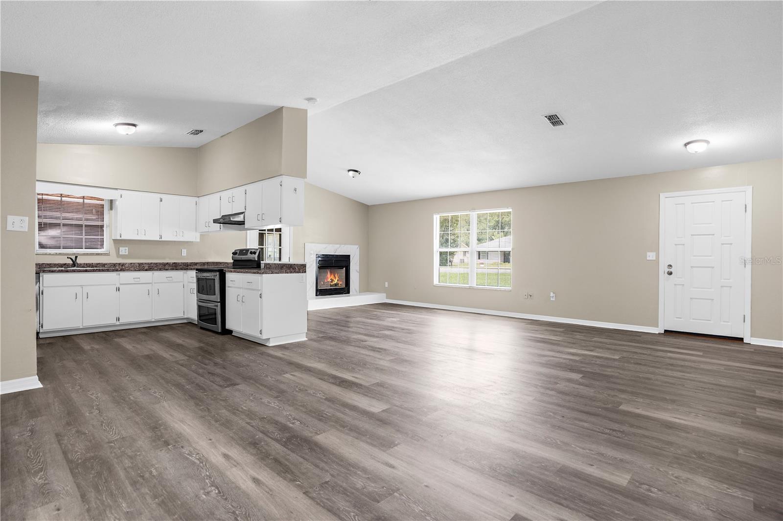 OCALA PARK ESTATE - Residential