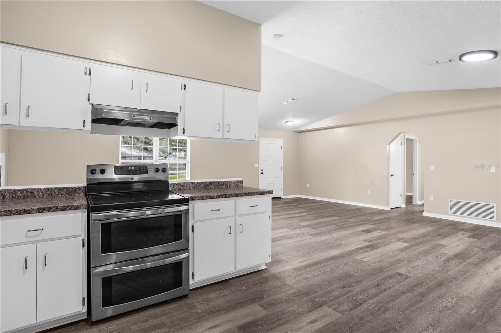 OCALA PARK ESTATE - Residential