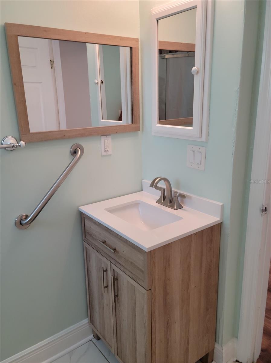 CENTRAL PARK SUB - Residential Lease