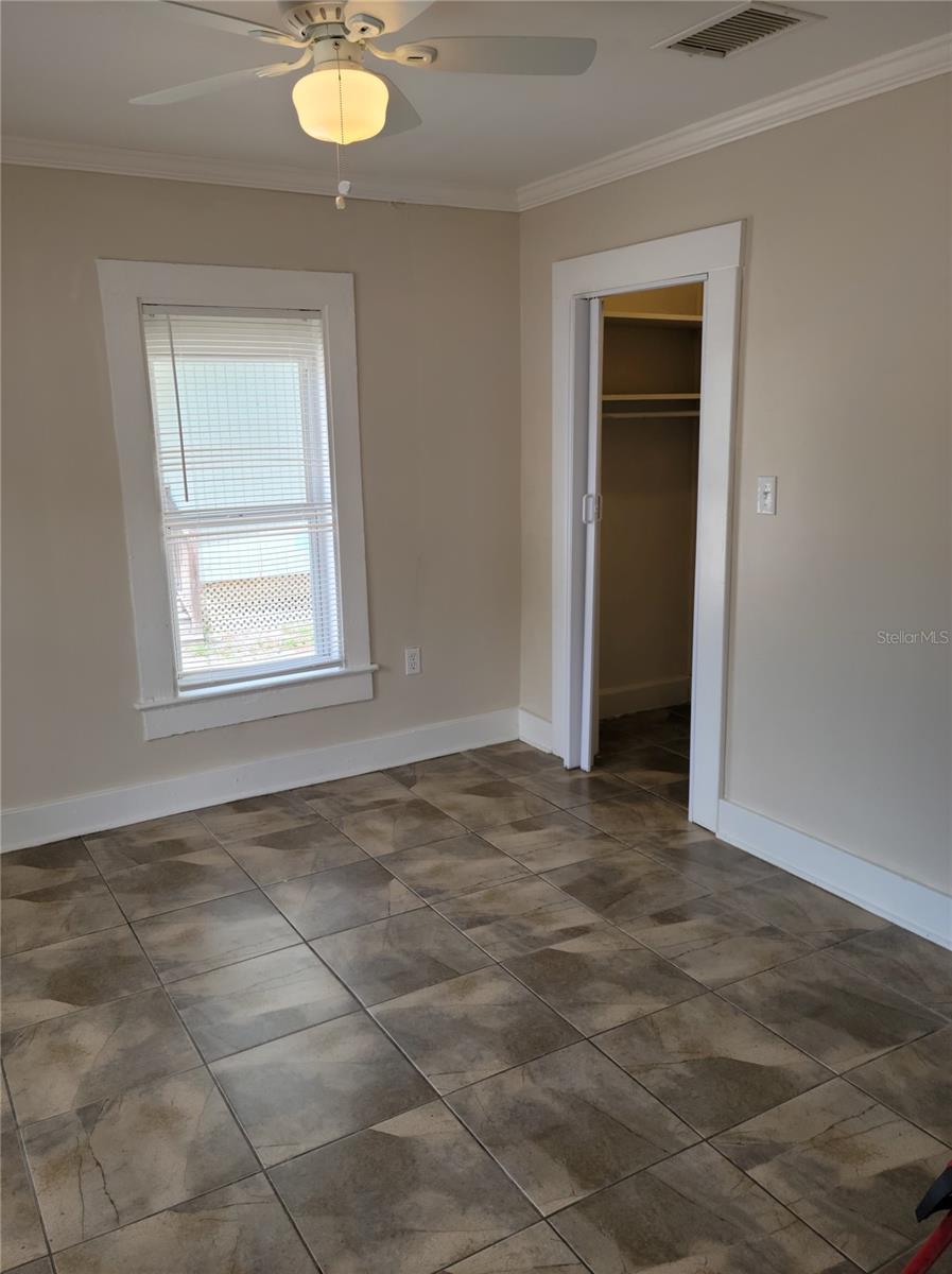 CENTRAL PARK SUB - Residential Lease