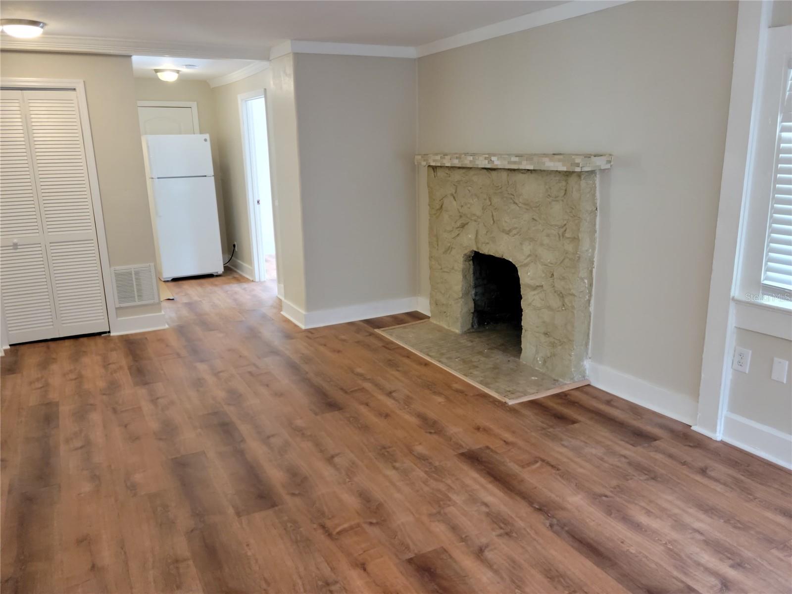 CENTRAL PARK SUB - Residential Lease