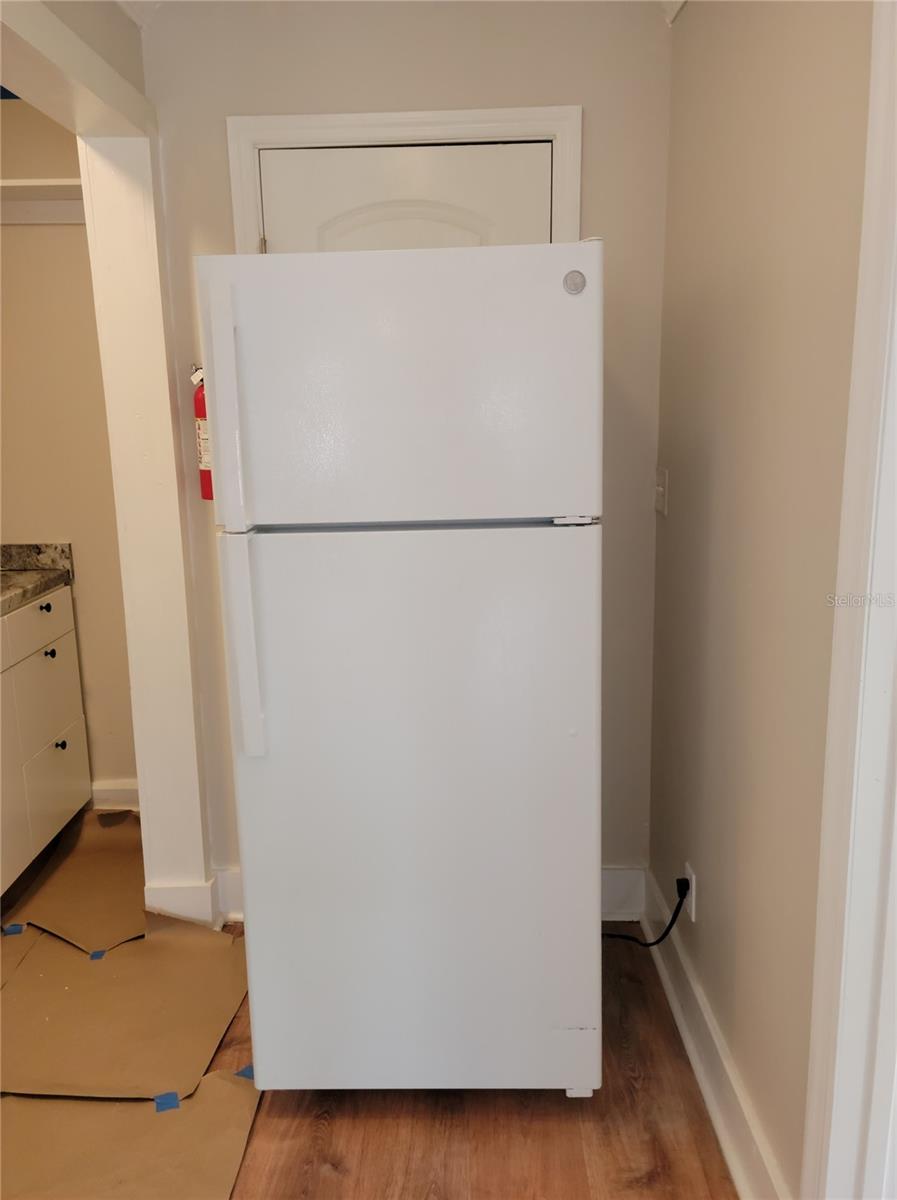 CENTRAL PARK SUB - Residential Lease