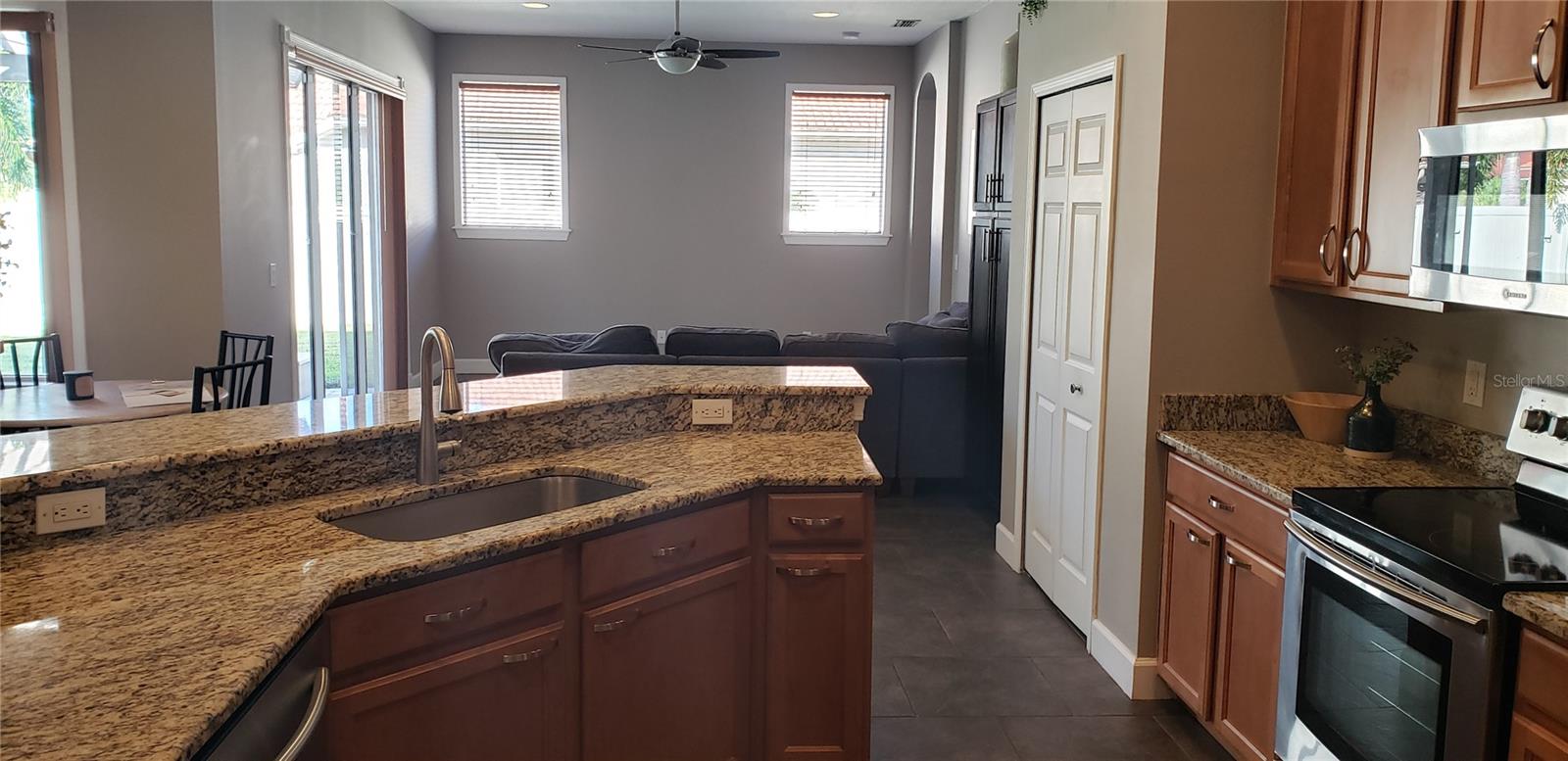 MANDALAY PH I - Residential Lease