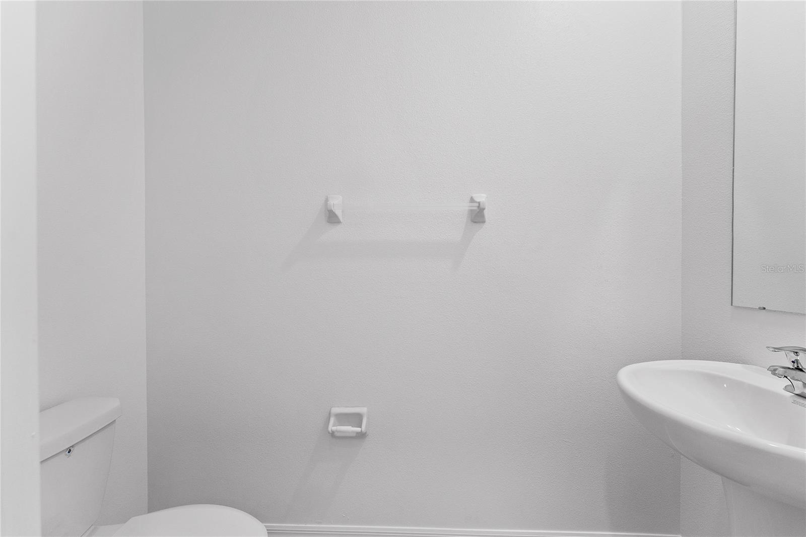 ANGELINE PH 3A - Residential Lease